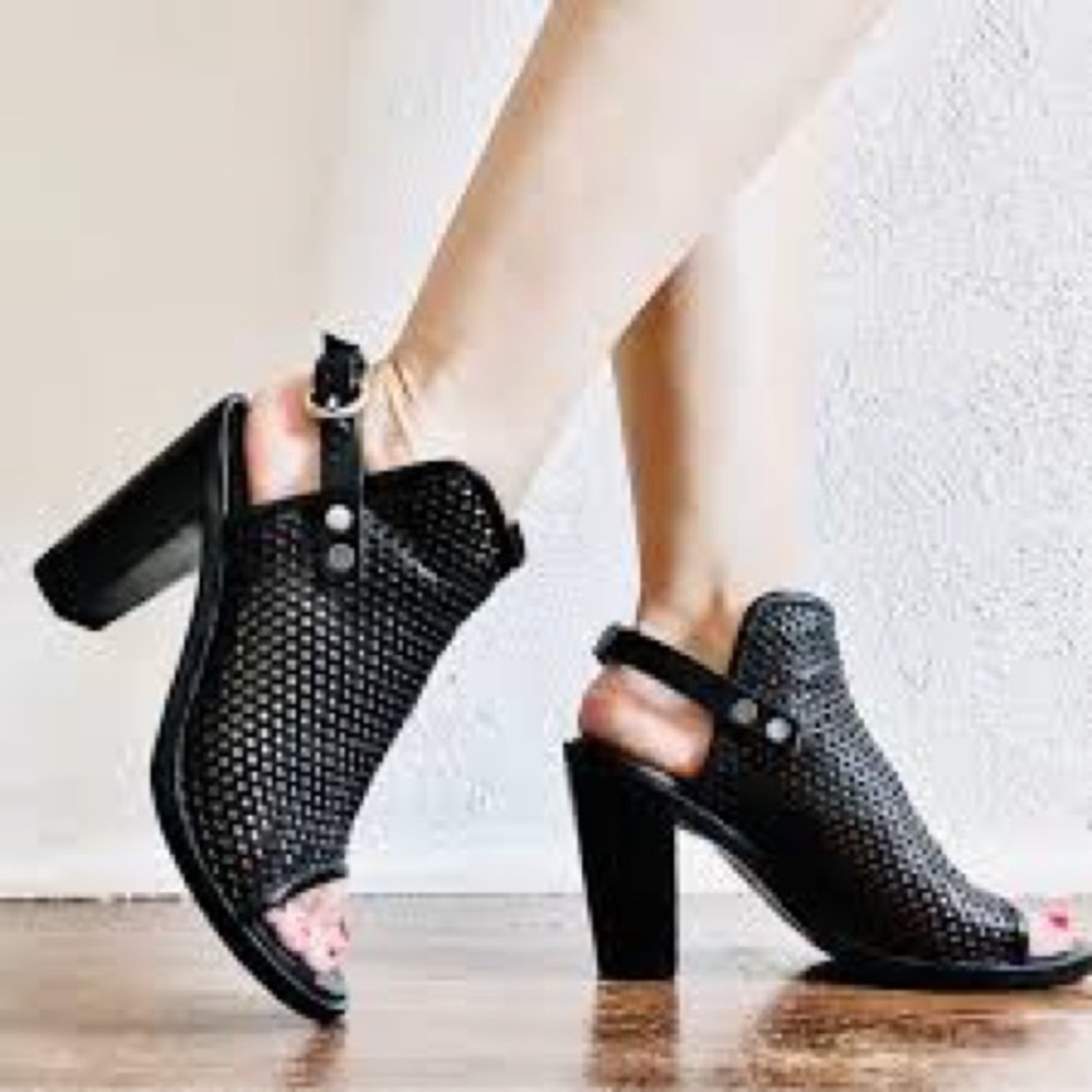 Rag & Bone Wyatt Perforated Black Leather Slingback Chunky Heel sandal